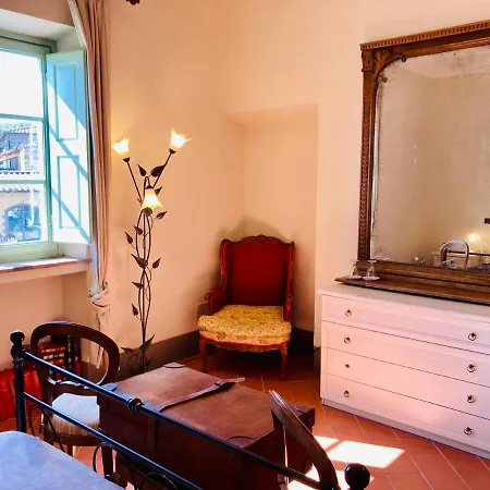 Casa Nonna Nini Apartment *